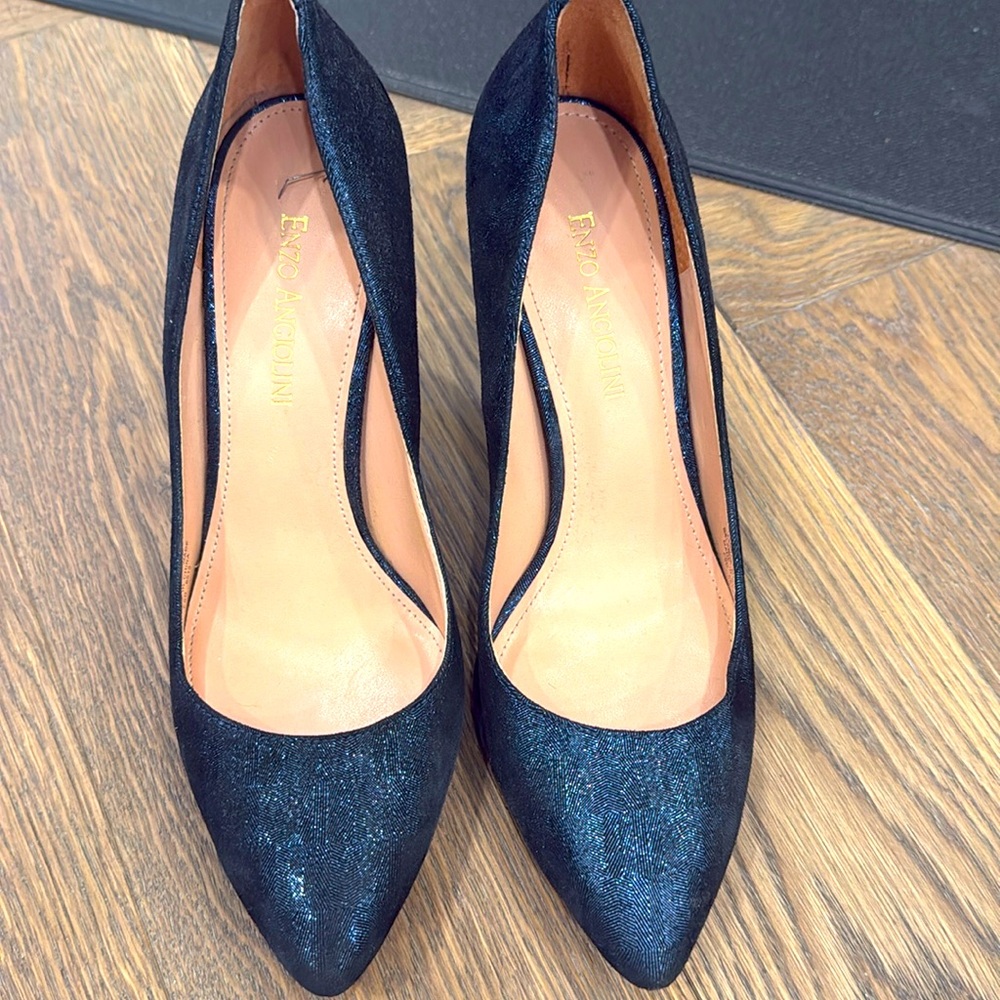 Gorgeouss blue pumps